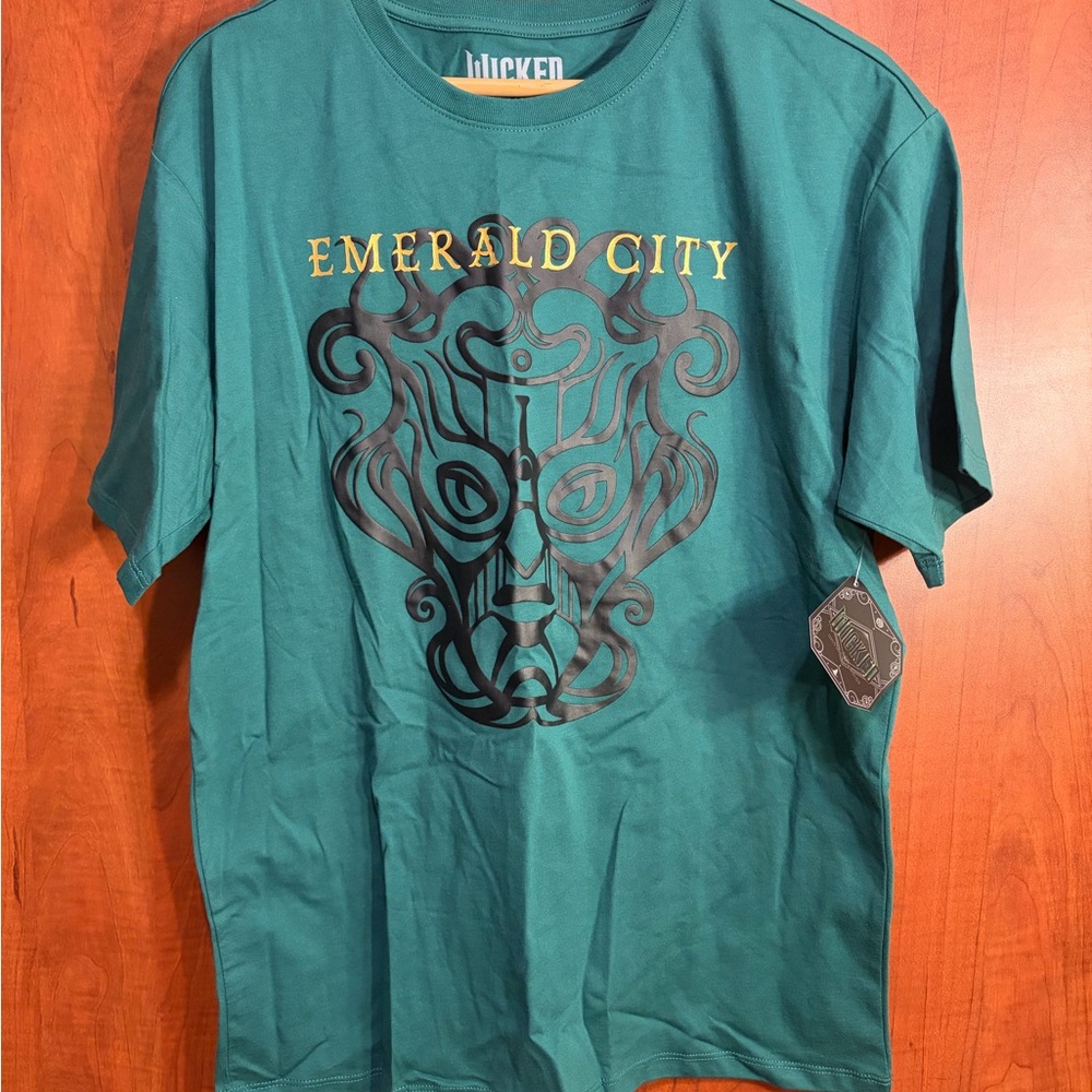 Emerald Green Graphic T-Shirt